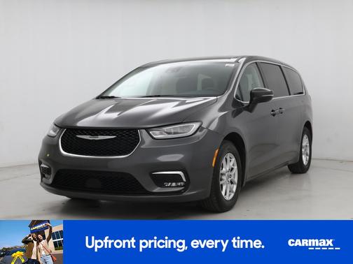 Gray 2023 Chrysler Pacifica Touring L