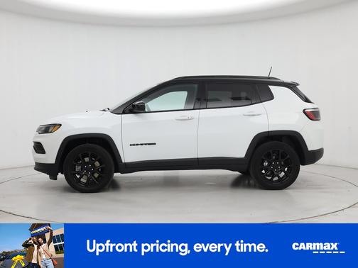 White 2023 Jeep Compass Altitude