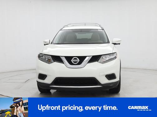 White 2015 Nissan Rogue SV