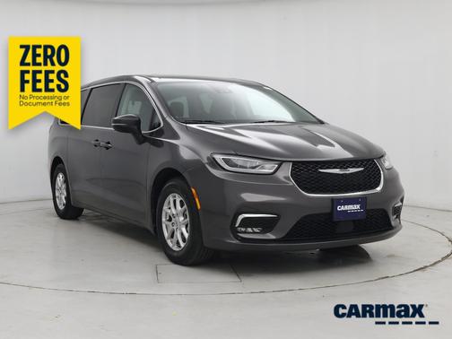 Gray 2023 Chrysler Pacifica Touring L