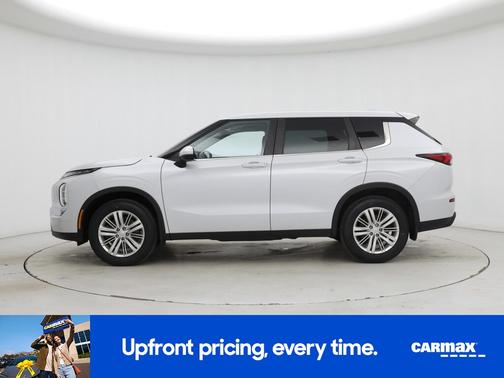 2022 Mitsubishi Outlander ES