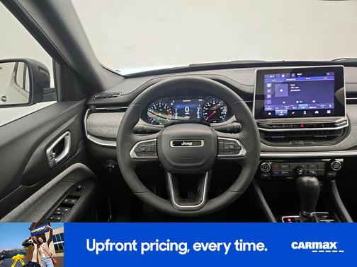 2023 Jeep Compass Latitude Lux