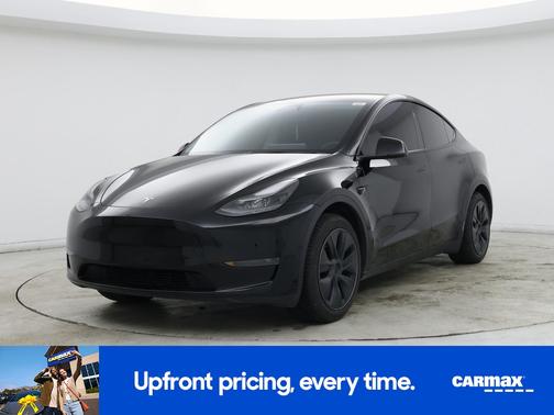 Black 2025 Tesla Model Y Long Range