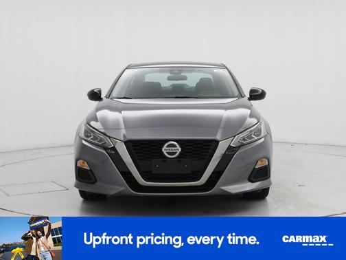 2022 Nissan Altima SR