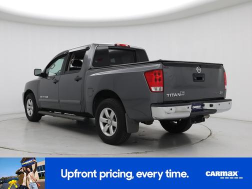 2014 Nissan Titan SV