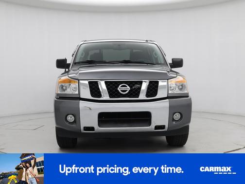 2014 Nissan Titan SV