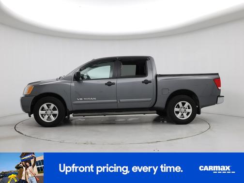 2014 Nissan Titan SV