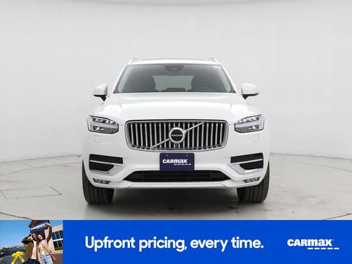 2023 Volvo XC90 B6 Plus