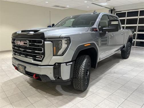 2025 GMC Sierra 2500 AT4