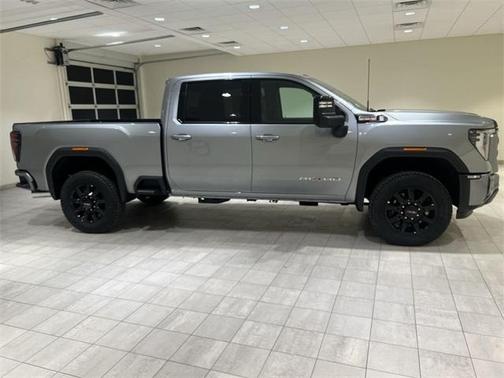 2025 GMC Sierra 2500 AT4