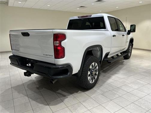 2026 Chevrolet Silverado 2500 Custom