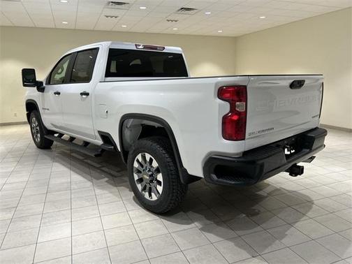 2026 Chevrolet Silverado 2500 Custom