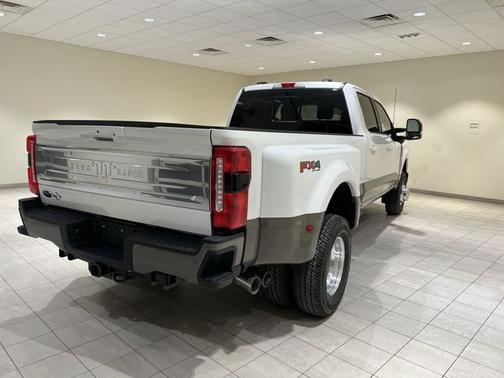 Star White Metallic Tri-Coat 2026 Ford F-350 King Ranch