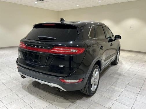 Black Velvet 2018 Lincoln MKC Premiere