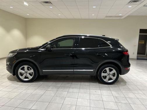 Black Velvet 2018 Lincoln MKC Premiere