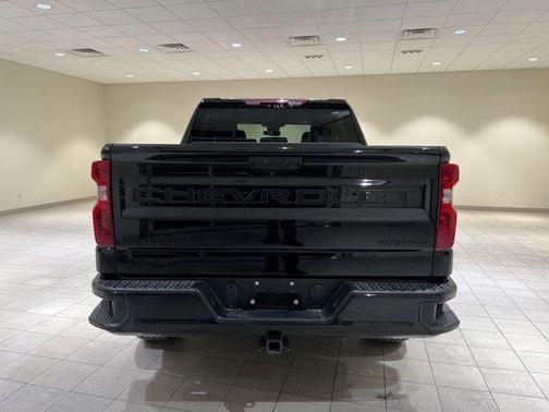 Black 2025 Chevrolet Silverado 1500 Custom