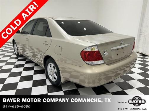 2005 Toyota Camry LE