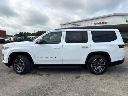 Bright White Clearcoat 2026 Jeep Grand Wagoneer