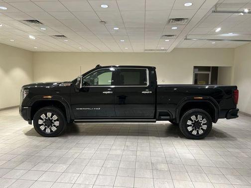 2025 GMC Sierra 3500 Denali