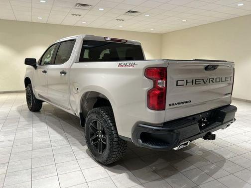 White Sand 2026 Chevrolet Silverado 1500 Custom Trail Boss