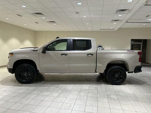 White Sand 2026 Chevrolet Silverado 1500 Custom Trail Boss