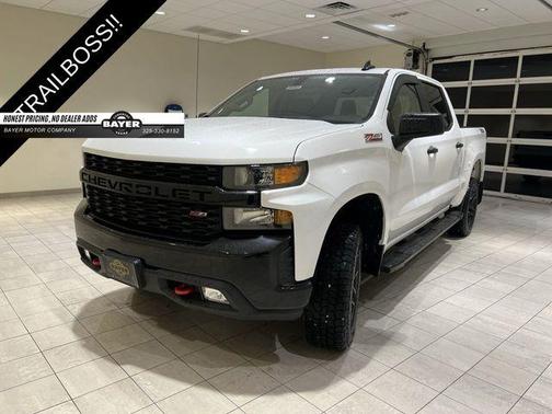 Summit White 2021 Chevrolet Silverado 1500 Custom Trail Boss