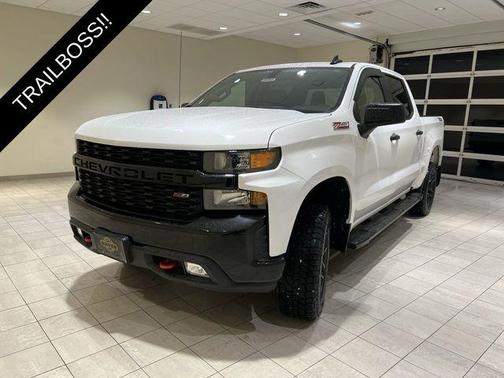 Summit White 2021 Chevrolet Silverado 1500 Custom Trail Boss