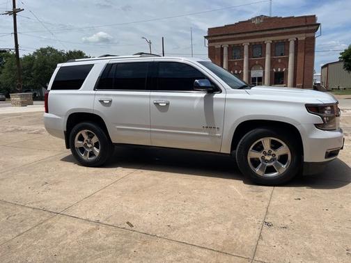 Summit White 2017 Chevrolet Tahoe Premier