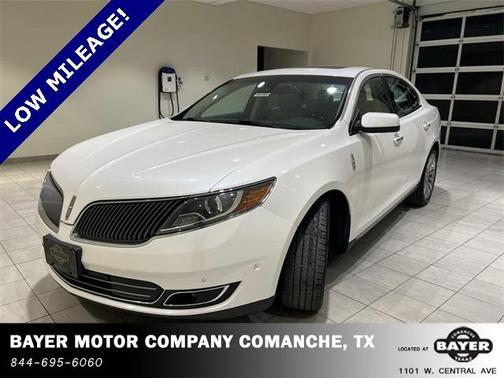 2015 Lincoln MKS Base