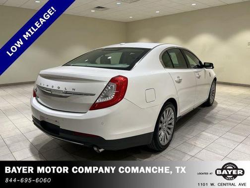 2015 Lincoln MKS Base