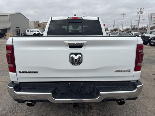 Bright White Clearcoat 2022 RAM 1500 Laramie