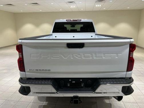 2026 Chevrolet Silverado 3500 WT