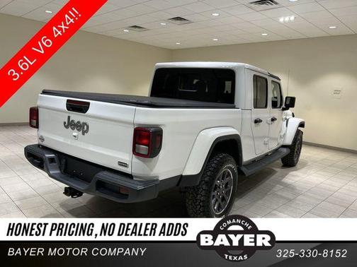 2022 Jeep Gladiator Overland