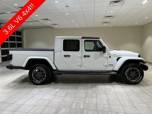 2022 Jeep Gladiator Overland