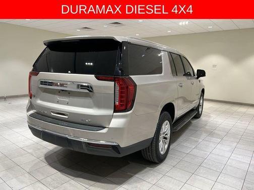 2022 GMC Yukon XL SLT
