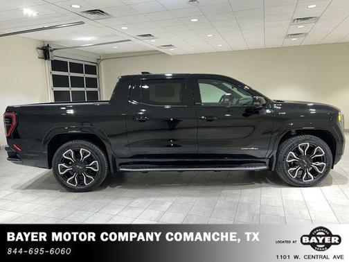 2025 GMC Sierra EV Denali