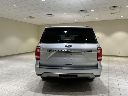 Ingot Silver 2019 Ford Expedition XLT