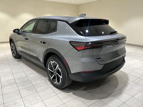 Sterling Gray Metallic 2026 Chevrolet Equinox EV LT