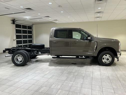Marsh Gray 2026 Ford F-350 Lariat