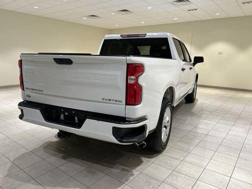Summit White 2021 Chevrolet Silverado 1500 Custom