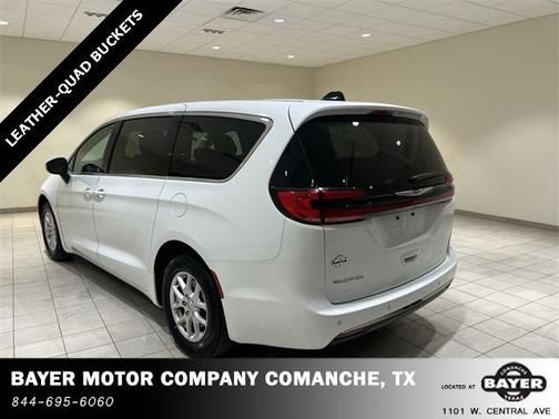 2023 Chrysler Pacifica Touring-L