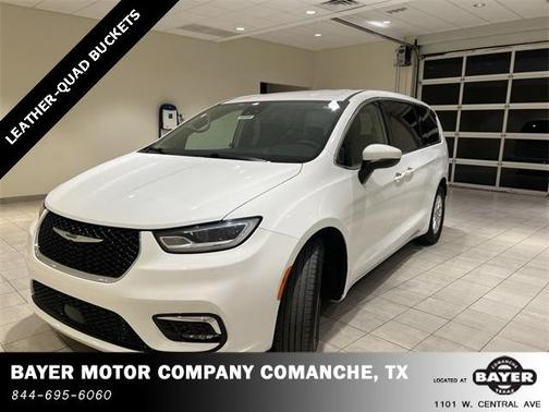 2023 Chrysler Pacifica Touring-L