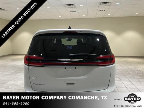 2023 Chrysler Pacifica Touring-L