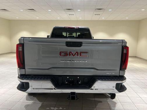 2026 GMC Sierra 3500 SLT
