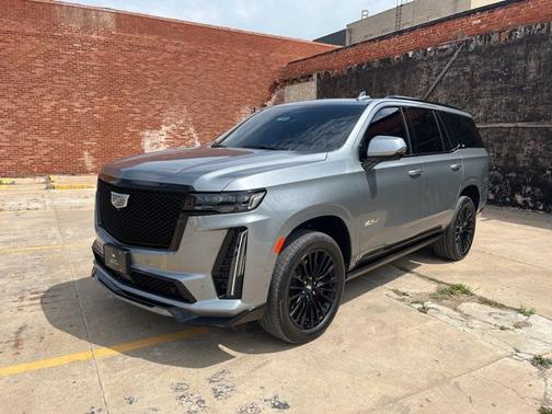 Argent Silver Metallic 2023 Cadillac Escalade V-Series