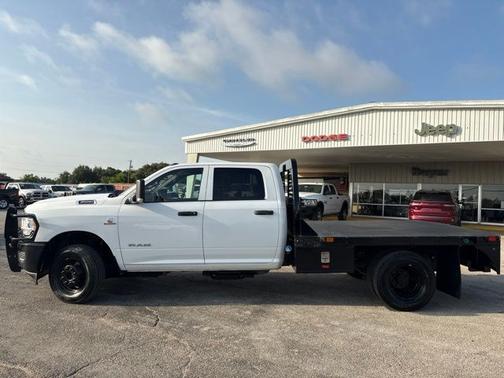 Bright White Clearcoat 2021 RAM 3500 Tradesman