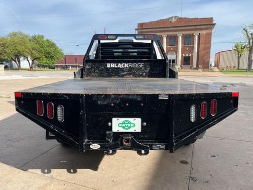 Bright White Clearcoat 2024 RAM 3500 SLT
