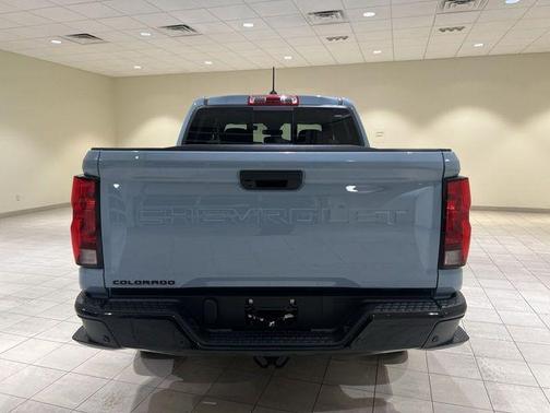 Metallic 2026 Chevrolet Colorado WT