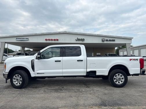 White 2023 Ford F-350 XLT