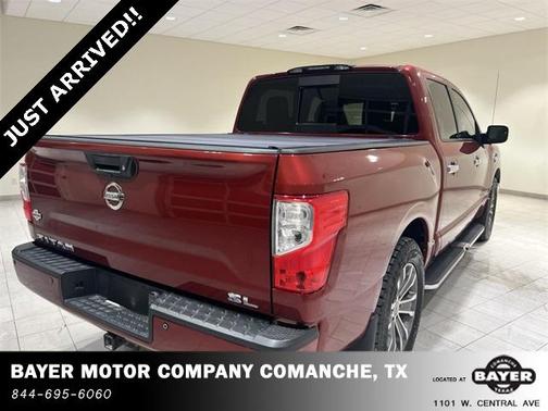 2017 Nissan Titan SL